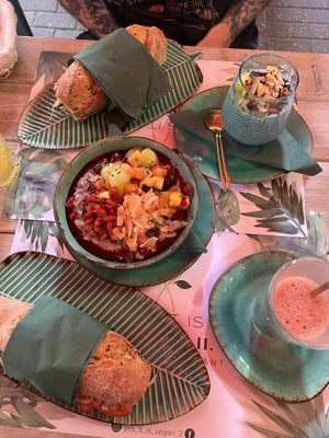 Tuna sandwich, porridge and chia pudding   at Yes It Is Vegan II - Liszt Ferenc Tér in Budapest