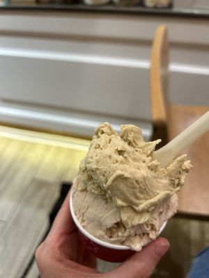 Pistacchio e nocciola  at Gelateria Paniko in Lucca