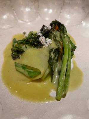 Green curry | Green vegetables | Green citrus at Encanto in Lisbon