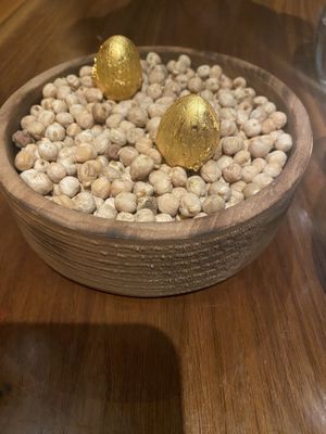 Hummus egg  at Encanto in Lisbon