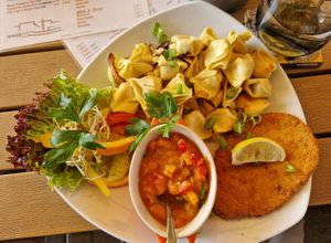 Veganes Knusperschnitzel at Seaside 26 in Friedrichskoog