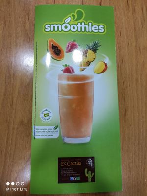 Smoothies veganos at Es Cactus in Menorca