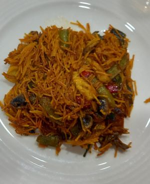 Fideua vegetal at Es Cactus in Menorca