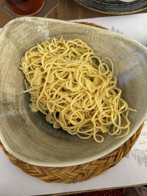 Spaghetti oil and garlic   at Es Cactus in Menorca