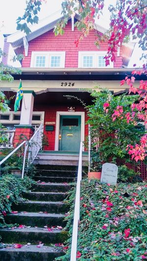So lovely in the fall at The Cherokee Rose Inn in Portland