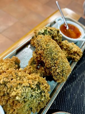 Deep-fried broccoli pakora at Indian Mehak Restaurant & Bar in Yerevan