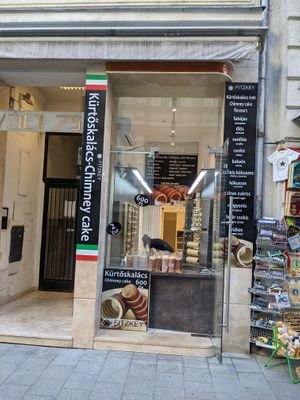  at Fitzkey Chimney Cake in Budapest