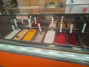  at Tutti Frutti in Menton
