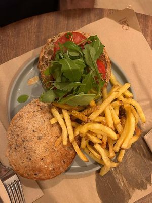 Veggie burger, great at Barbaflorida Cafè in Valldemossa