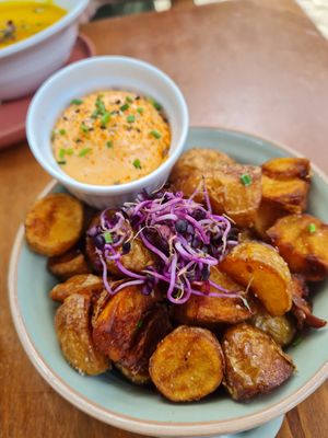 Patatas bravas without the sauce at Barbaflorida Cafè in Valldemossa