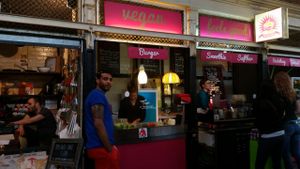  at Sun Day Burgers - Markthalle Neun in Berlin