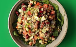 🥗 𝗣𝗥𝗢𝗧𝗘𝗜𝗡 SALAD : No longer served at Athens Vegan Burgers in Athens