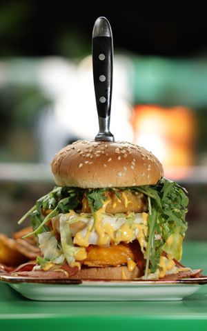 🍔 𝗕𝗘𝗬𝗢𝗡𝗗 𝗙𝗢𝗢𝗗 𝗣𝗢𝗥𝗡 BURGER : No longer served at Athens Vegan Burgers in Athens