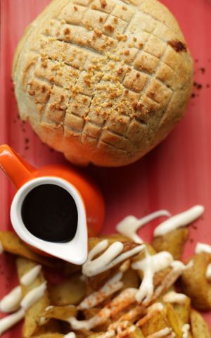 🍔 𝗪𝗘𝗟𝗟𝗜𝗡𝗚𝗧𝗢𝗡 BURGER : No longer served at Athens Vegan Burgers in Athens