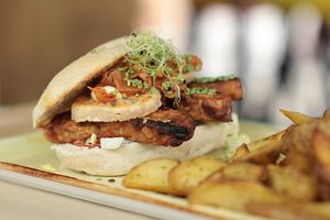 🍔 𝗠𝗔𝗖𝗥𝗢𝗕𝗜𝗢𝗧𝗜𝗖 BURGER at Athens Vegan Burgers in Athens