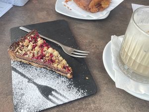 Latte di soia and chocolate tartt  at T-Bakery in Bergamo