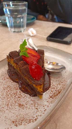 Orange and chocolate cake at Thank Gourd in Mumbai