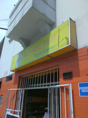 Entry at Loving Hut Lince in Lima