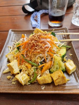 Fried Rice w/ Tofu at Hanoi Oi in Calw