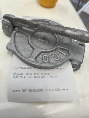 Receipt in a tiny tortillero😄#Veganuary at Tacongo in Tijuana