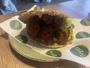 Falafel pita   at Mr. Vegan Foodbar in Apeldoorn