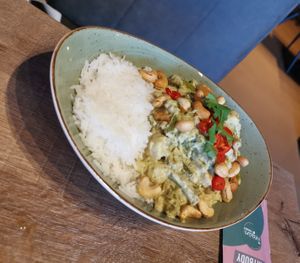 Green Curry mit Reis at Mr. Vegan Foodbar in Apeldoorn