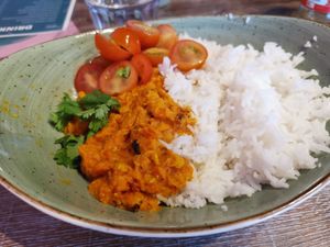 Dahl mit Reis at Mr. Vegan Foodbar in Apeldoorn