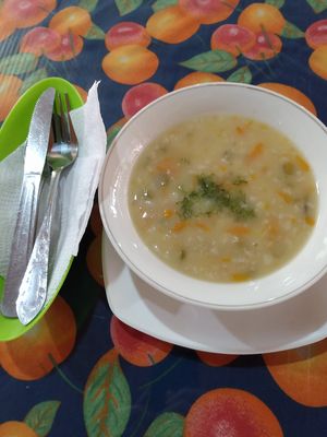 Sopa de avena (oatmeal soup) at El Fruto del Eden in Ibague