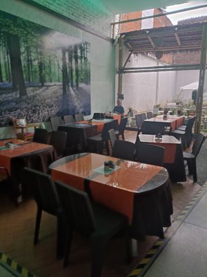 Restaurante at Natural Food Plaza & Rincon Vegetariano in Armenia