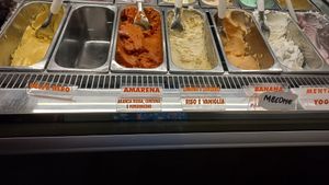 Gusti vegani base acqua at Pagni Gelati in Follonica