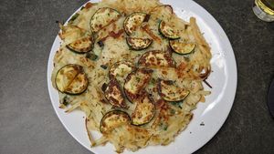 Potato pancake with zucchini and leeks at Pfannekuchen in Hameln
