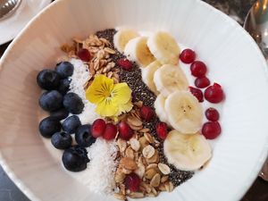 Vegan Yoghurt bowl at Life of Yuna in Haarlem
