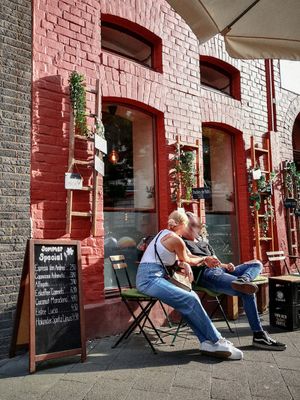  at Jlöcklich in Cologne