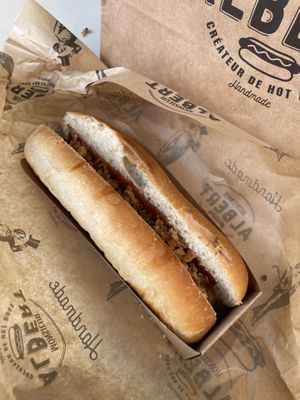 Classic Hotdog made vegan (without cheese)  at Monsieur Albert in Nice