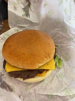 Yum  at A Burgers in Toulon