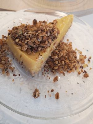 Cake mango at Oats Day Long in Leuven