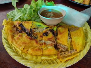 Pancakes de arroz at Chickpea Eatery Thuan Chay in Hoi An