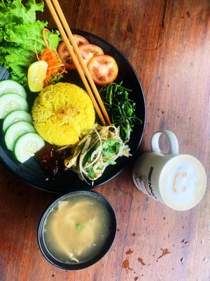 Chicken and rice at Chickpea Eatery Thuan Chay in Hoi An