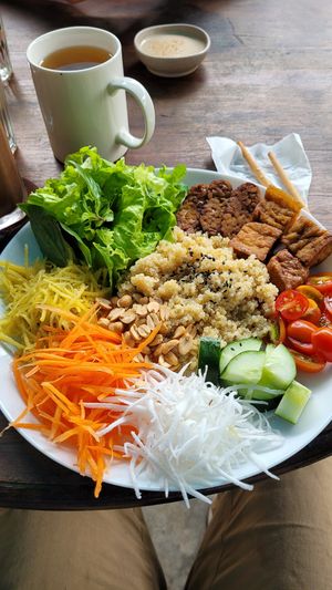 Kinoa bowl at Chickpea Eatery Thuan Chay in Hoi An