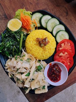Vegan chicken rice is so good at Chickpea Eatery| Fully-vegan restaurant and cooking class at Chickpea Eatery Thuan Chay in Hoi An
