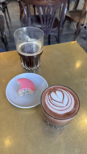  at Stach - Overtoom in Amsterdam
