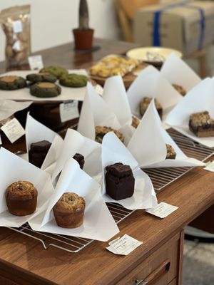 Today’s offerings  at To O So - 토오소  - Maybe closed in Jeju