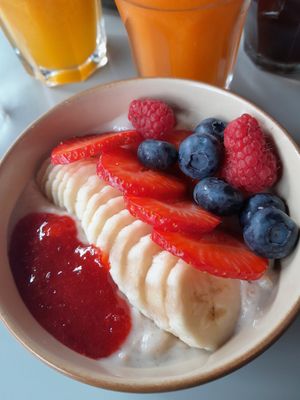 Oatmeal at Social Brew in Copenhagen