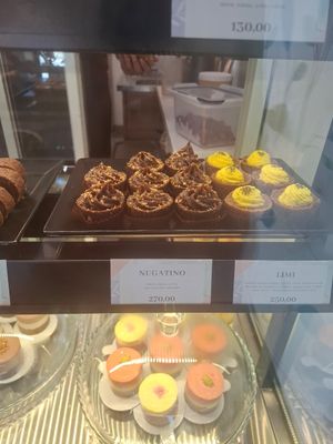 Raw treats at Šećernema in Novi Sad
