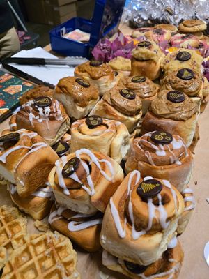 At Veganworld, Hasselt, Kerstbeurs at Zonder Ei Bakkerij in Ghent