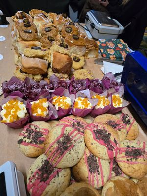 At Veganworld, Hasselt, Kerstbeurs at Zonder Ei Bakkerij in Ghent