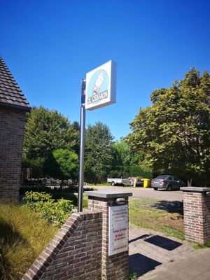 
Outside terrace at De Ijsbaron Wijgmaal in Leuven