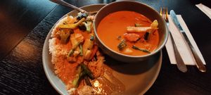 Red curry with extra veggies at Bakgården Thai Restaurant in Aandalsnes