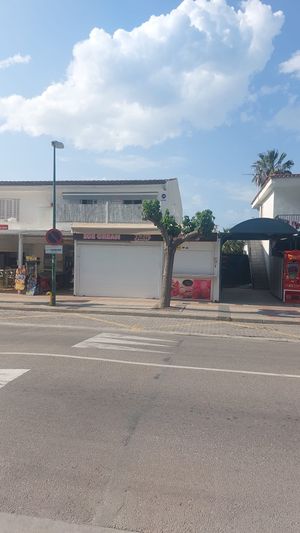 Not open when it should be (according to Happy Cow & Google  at Julio Crepes in Mallorca