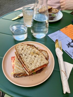 Samstagsspecial: Bloody Mary Sandwich  at drei&zwanzig in Karlsruhe